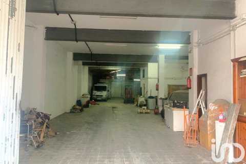 Lokal usługowy w El Vendrell, Tarragona, Hiszpania 598 mkw. nr 154327 – zdjęcie 2