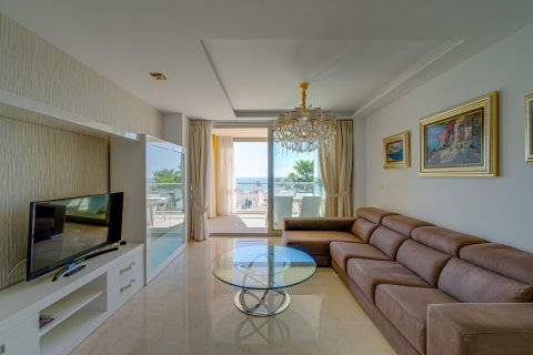 Lägenhet till salu Villajoyosa, Alicante, Spanien 2 sovrum, 144 kvm. Nr. 116749 - foto 7