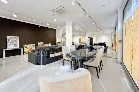 Commercial property à vendre à Roses, Girona, Espagne, 457 m2 No. 159544 - photo 2