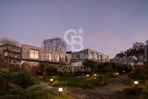 Huoneisto myytävänä Oleiros, A Coruna, Espanja, 2 makuuhuonetta, 107 m2 No. 159543 - kuva 5