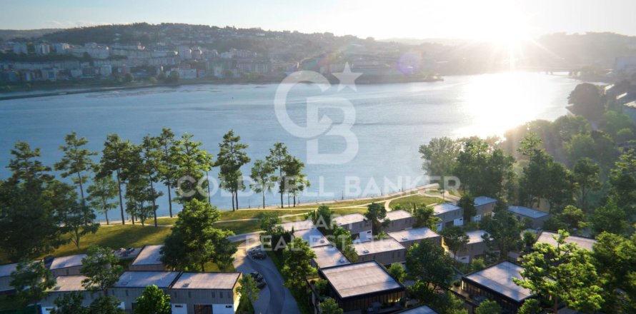 Apartment in Oleiros, A Coruna, Spain 2 bedrooms, 107 sq.m. No. 159543