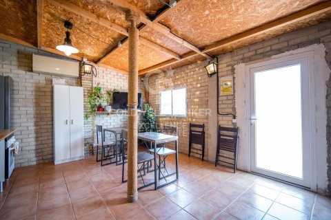 Hotel w Paterna, Valencia, Hiszpania 10 sypialni, 320 mkw. nr 159540 – zdjęcie 9