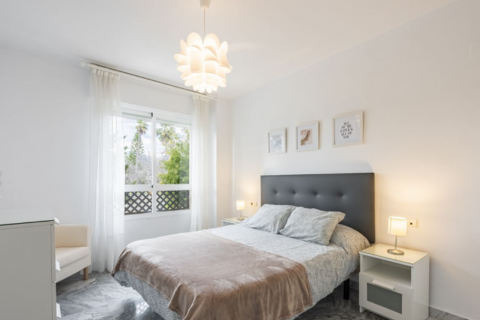 Huoneisto myytävänä Cortes (San Pedro De Alcantara), Malaga, Espanja, 2 makuuhuonetta, 95 m2 No. 119616 - kuva 8