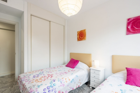 Huoneisto myytävänä Cortes (San Pedro De Alcantara), Malaga, Espanja, 2 makuuhuonetta, 95 m2 No. 119616 - kuva 10