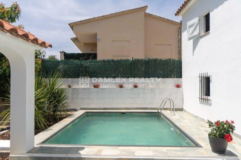 Villa à vendre à Sant Feliu de Guixols, Girona, Espagne, 5 chambres, 210 m2 No. 177605 - photo 8