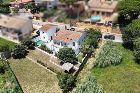 Villa à vendre à Sant Feliu de Guixols, Girona, Espagne, 5 chambres, 210 m2 No. 177605 - photo 3