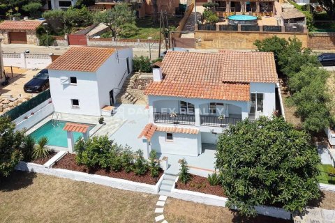 Villa in Sant Feliu de Guixols, Girona, Spain 5 bedrooms, 210 sq.m. No. 177605