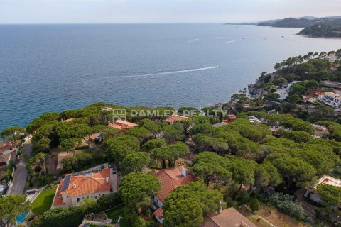 Villa till salu i Lloret de Mar, Girona, Spanien 3 sovrum, 172 kvm. Nr. 177603 - foto 2