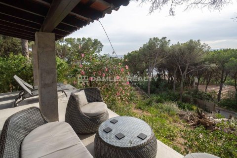 Villa till salu i Lloret de Mar, Girona, Spanien 3 sovrum, 172 kvm. Nr. 177603 - foto 8