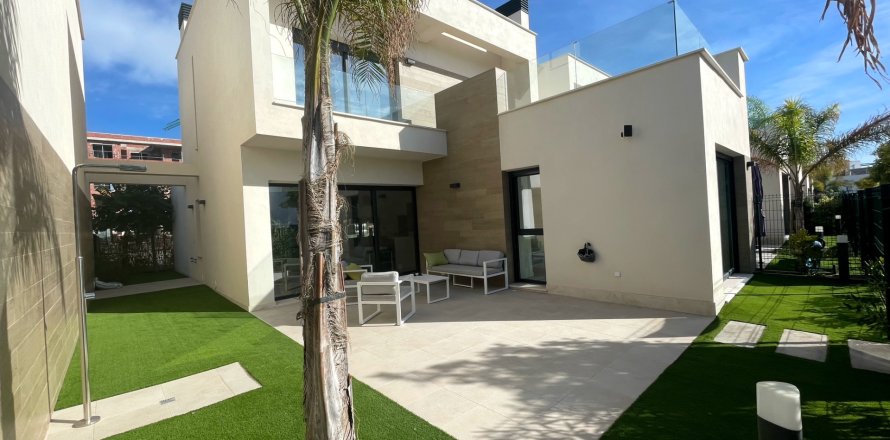 Villa i Murcia, Spanien 3 sovrum, Nr. 140692