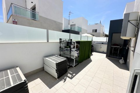 Villa till salu i Los Alcazares, Murcia, Spanien 4 sovrum, Nr. 140690 - foto 8