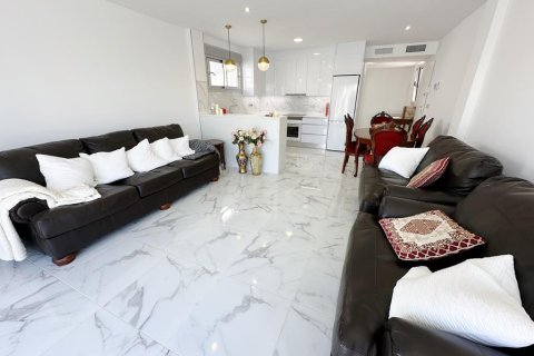 Villa till salu i Los Alcazares, Murcia, Spanien 4 sovrum, Nr. 140690 - foto 4