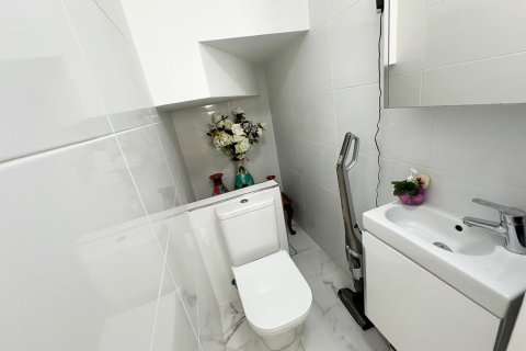 Villa till salu i Los Alcazares, Murcia, Spanien 4 sovrum, Nr. 140690 - foto 13