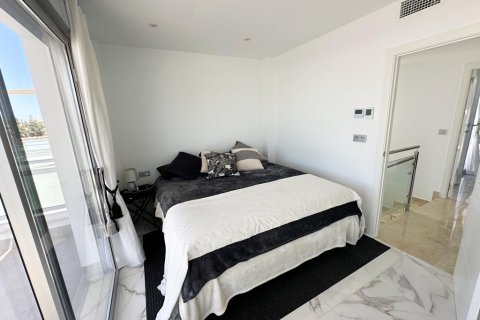 Villa till salu i Los Alcazares, Murcia, Spanien 4 sovrum, Nr. 140690 - foto 17