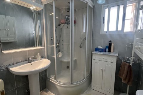 Villa en venta en Algorfa, Alicante, España 3 dormitorios,  No. 147257 - foto 26