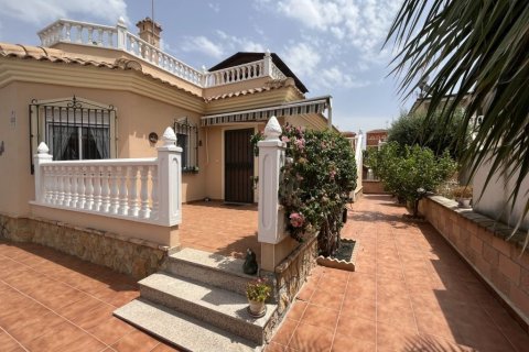 Villa en venta en Almoradí, Alicante, España 2 dormitorios, 79 m2 No. 147256 - foto 2