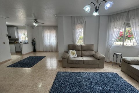 Villa en venta en Almoradí, Alicante, España 2 dormitorios, 79 m2 No. 147256 - foto 8