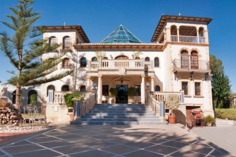 Villa in vendita Los Dolses, Alicante, Spagna 5 camere da letto, 860 mq. N° 113935 - foto 1
