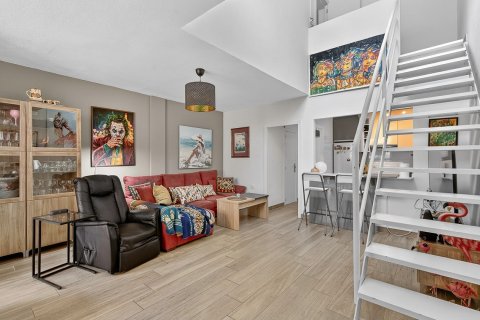 Apartament w Torrevieja, Alicante, Hiszpania 4 sypialnie, 61 mkw. nr 151787 – zdjęcie 3