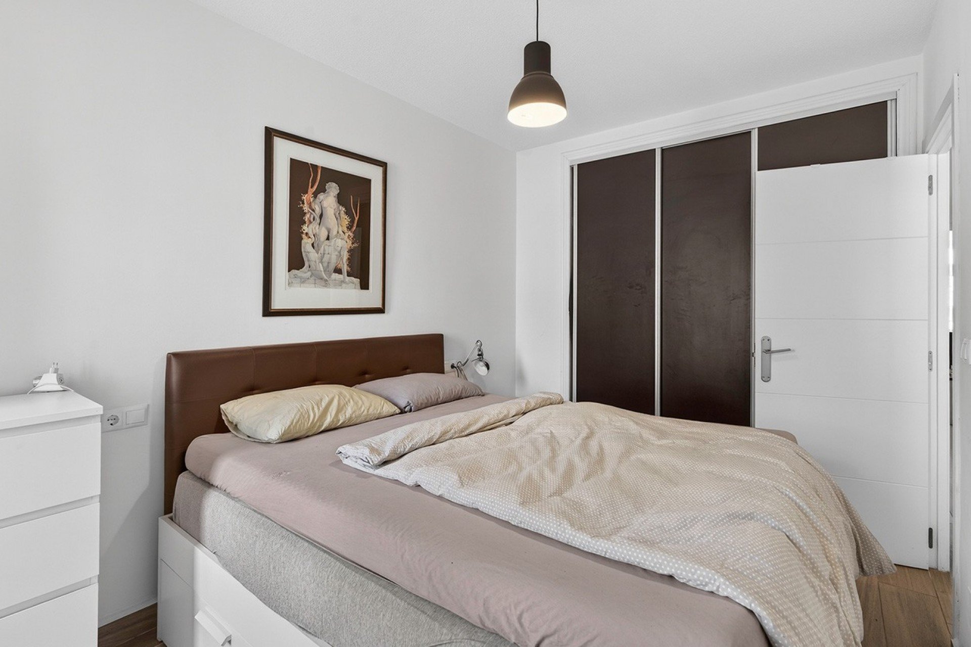 Apartment in Torrevieja, Alicante, Spain 4 bedrooms, 108 sq.m. No. 151787