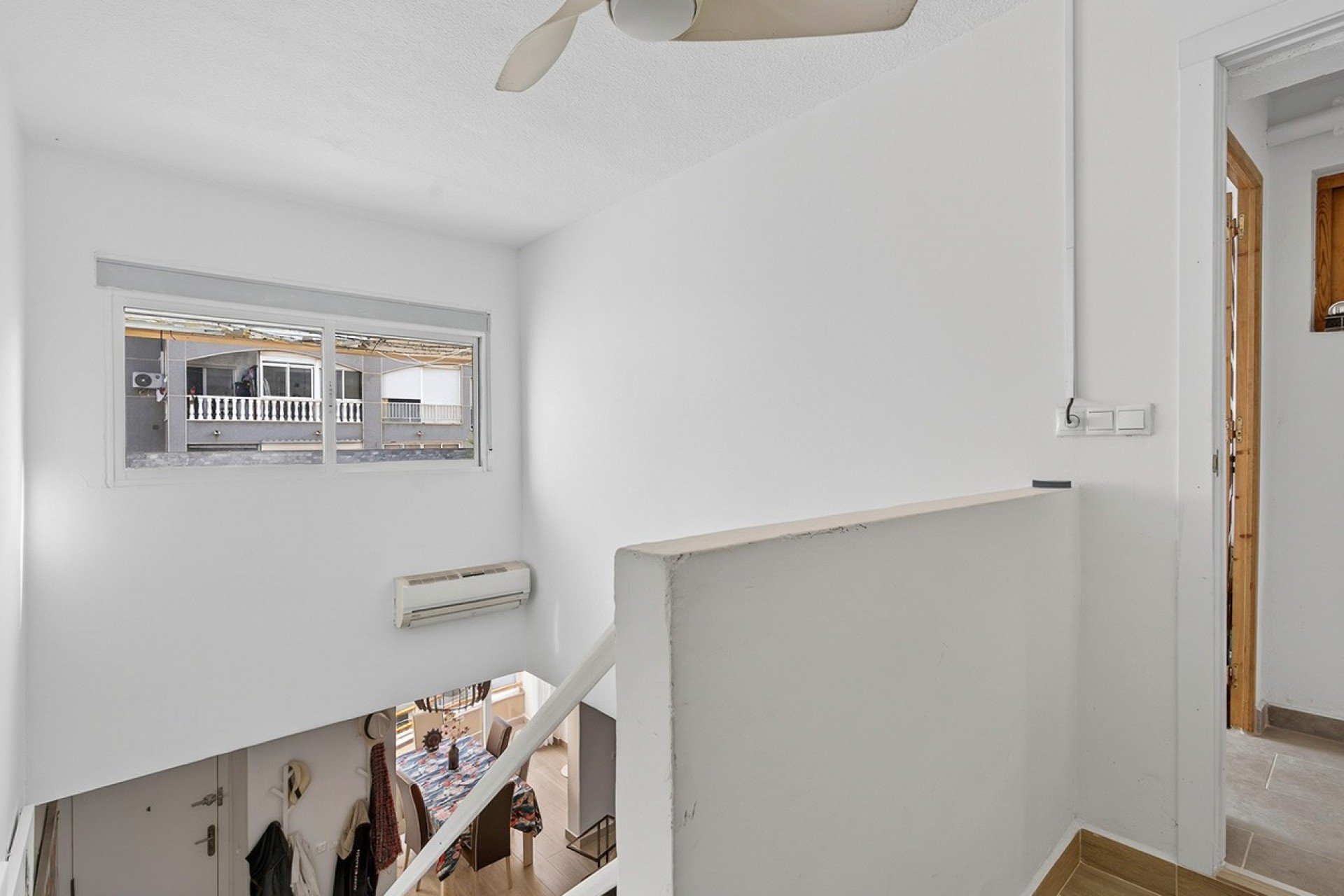 Apartment in Torrevieja, Alicante, Spain 4 bedrooms, 108 sq.m. No. 151787