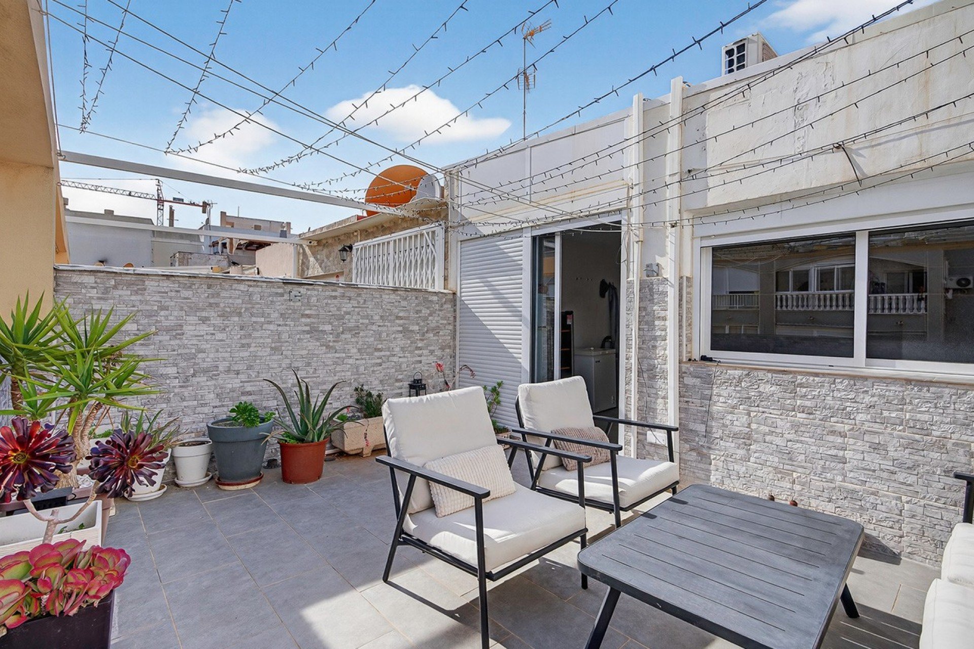 Apartment in Torrevieja, Alicante, Spain 4 bedrooms, 108 sq.m. No. 151787