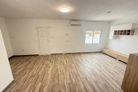 Apartamento en venta Torrevieja, Alicante, España 2 dormitorios, 90 m2 No. 139086 - foto 7