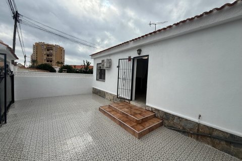 Apartamento en venta Torrevieja, Alicante, España 2 dormitorios, 90 m2 No. 139086 - foto 4