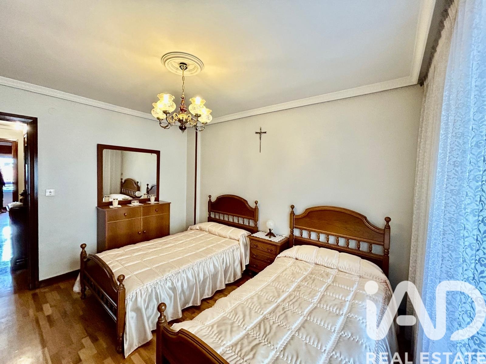 Huoneisto La Baneza, Leon, Espanja 4 makuuhuonetta, 147 m2 No. 195125