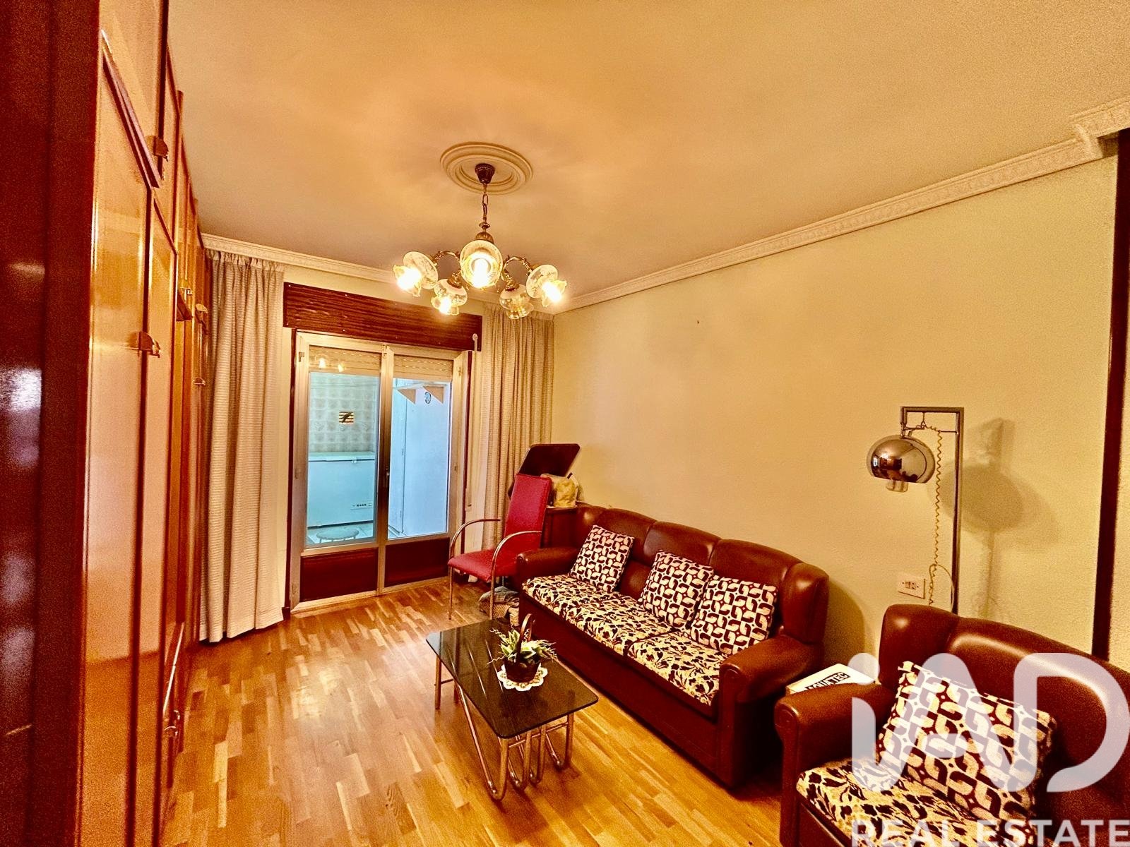 Huoneisto La Baneza, Leon, Espanja 4 makuuhuonetta, 147 m2 No. 195125