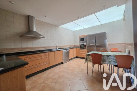 House à vendre à Malaga, Espagne, 6 chambres, 271 m2 No. 195130 - photo 11