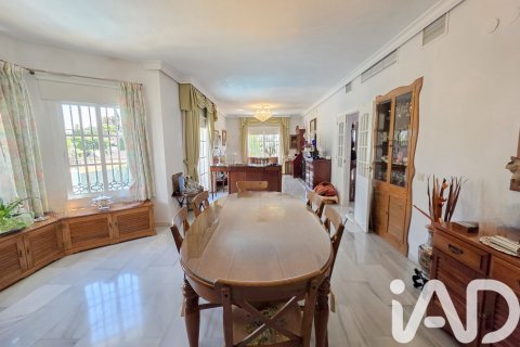House à vendre à Malaga, Espagne, 6 chambres, 271 m2 No. 195130 - photo 7