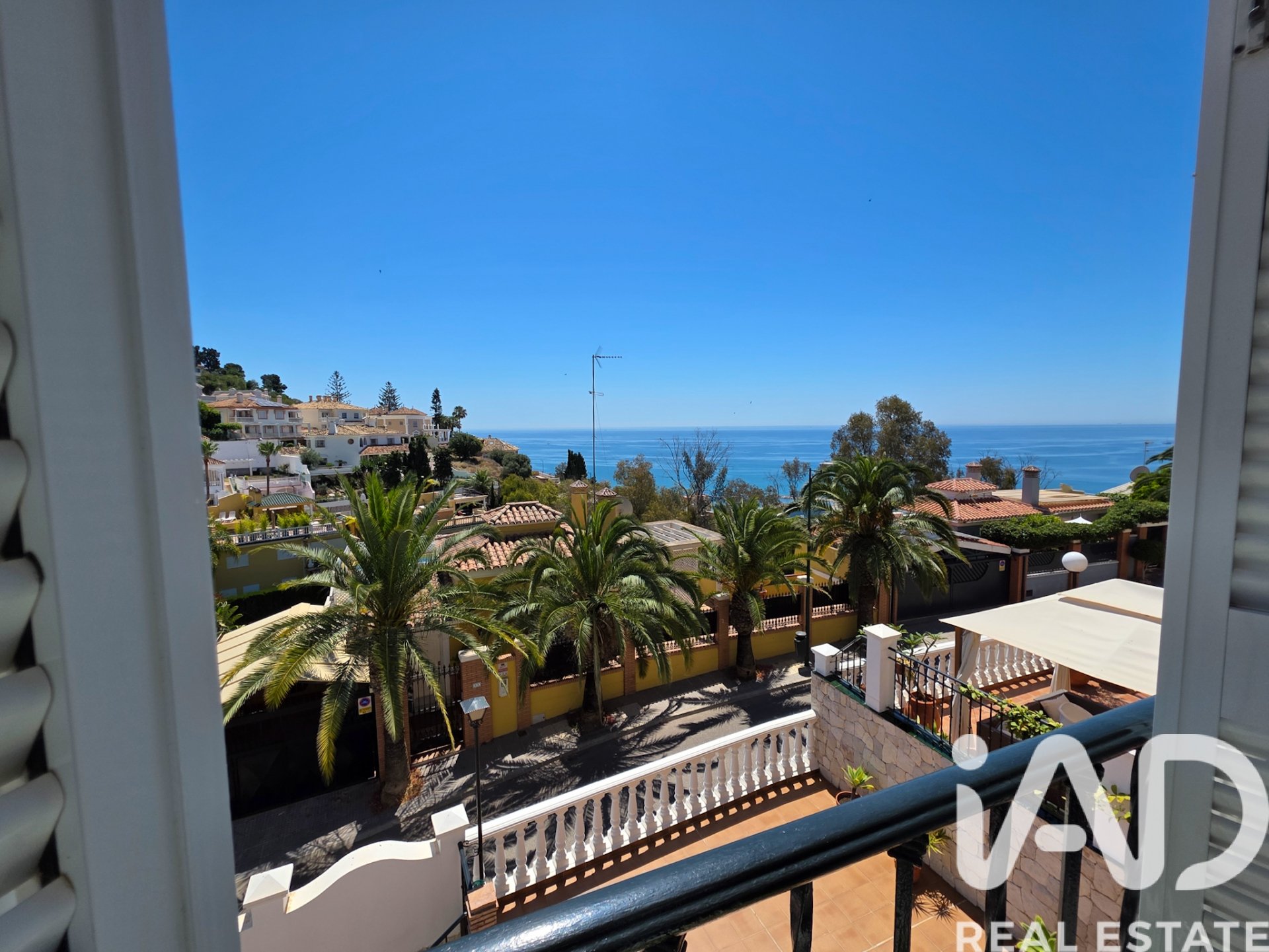 Сasa en Málaga, España 6 dormitorios, 271 m2 No. 195130