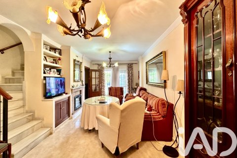 Townhouse à vendre à Lepe, Huelva, Espagne, 4 chambres, 171 m2 No. 195128 - photo 2