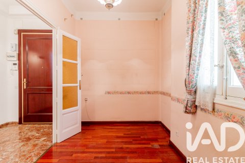Продажа квартиры в Мадрид, Испания 4 спальни, 105м2 №195131 - фото 20