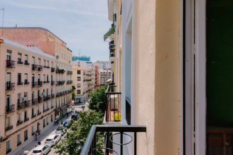 Продажа квартиры в Мадрид, Испания 4 спальни, 105м2 №195131 - фото 12