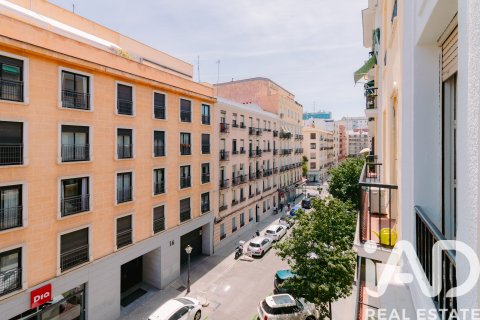 Продажа квартиры в Мадрид, Испания 4 спальни, 105м2 №195131 - фото 13