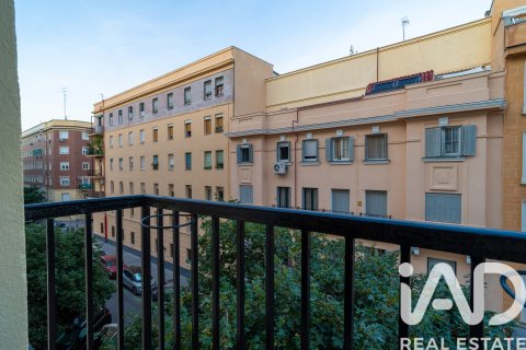 Продажа квартиры в Мадрид, Испания 4 спальни, 105м2 №195131 - фото 10