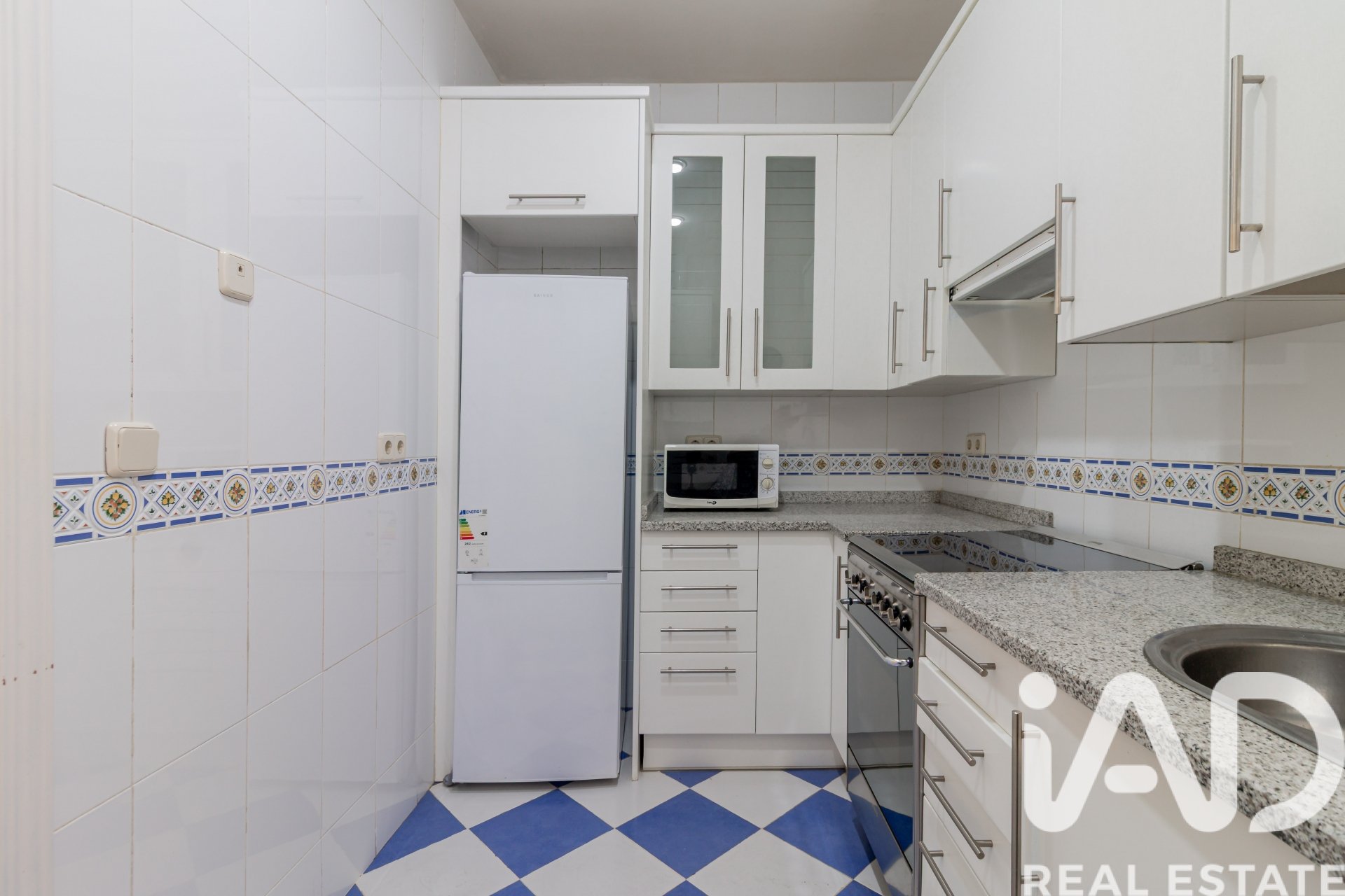 Apartament w Madrid, Hiszpania 4 sypialnie, 105 mkw. nr 195131