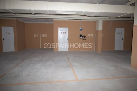 Apartamento en venta en Fuengirola, Málaga, España 2 dormitorios, 90 m2 No. 148728 - foto 5