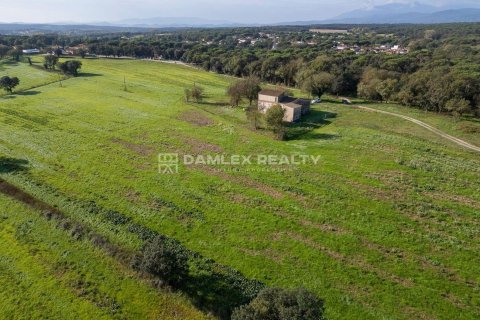 Linnat myytävänä Girona, Espanja, 9 makuuhuonetta, 500 m2 No. 177099 - kuva 6
