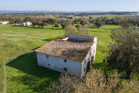 Linnat myytävänä Girona, Espanja, 9 makuuhuonetta, 500 m2 No. 177099 - kuva 2