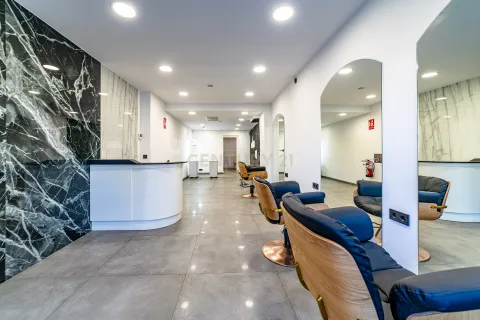 Retail store for sale in Barcelona, Spain 51 sq.m. No. 167005 - photo 4
