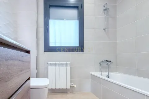 Hus till salu i L'Ametlla Del Valles, Barcelona, Spanien 5 sovrum, 251 kvm. Nr. 167002 - foto 30