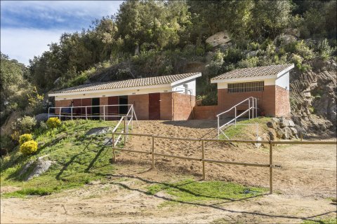 Talo myytävänä Sant Andreu de Llavaneres, Barcelona, Espanja, 5 makuuhuonetta,  No. 141324 - kuva 9