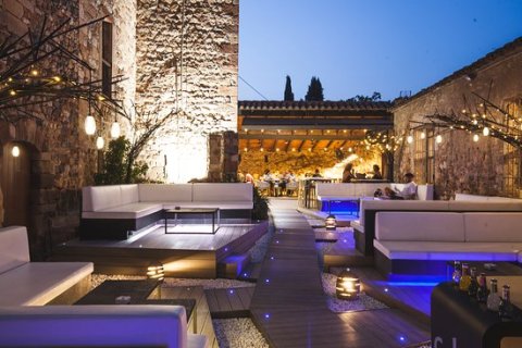 Продажа коммерческой недвижимости в Ла Гаррига, Барселона, Испания 5615м2 №141323 - фото 1