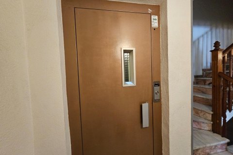 Wohnung zum Verkauf in Torrevieja, Alicante, Spanien 1 Schlafzimmer, 50 m2 Nr. 190469 - Foto 19