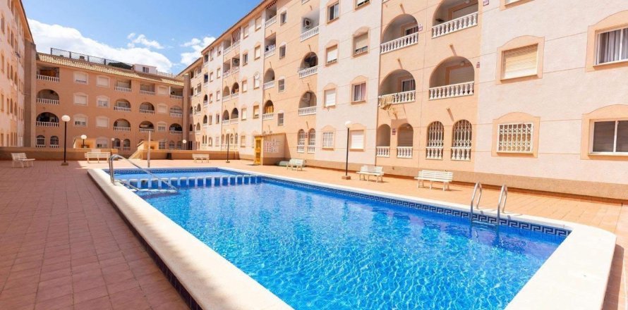 Wohnung in Torrevieja, Alicante, Spanien 50 m2 Nr. 190470