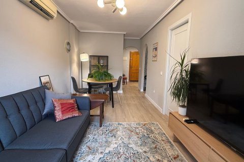 Wohnung zum Verkauf in Torrevieja, Alicante, Spanien 50 m2 Nr. 190470 - Foto 2