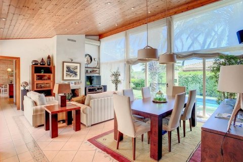 Māja pārdošanā Sant Pol de Mar, Barcelona, Spānijā 5 istabas, Nr. 140779 - attēls 8